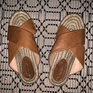 Brown leather summer Soludos sandals